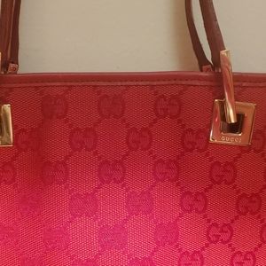 SOLD. Authentic Gucci red vintage gg tote